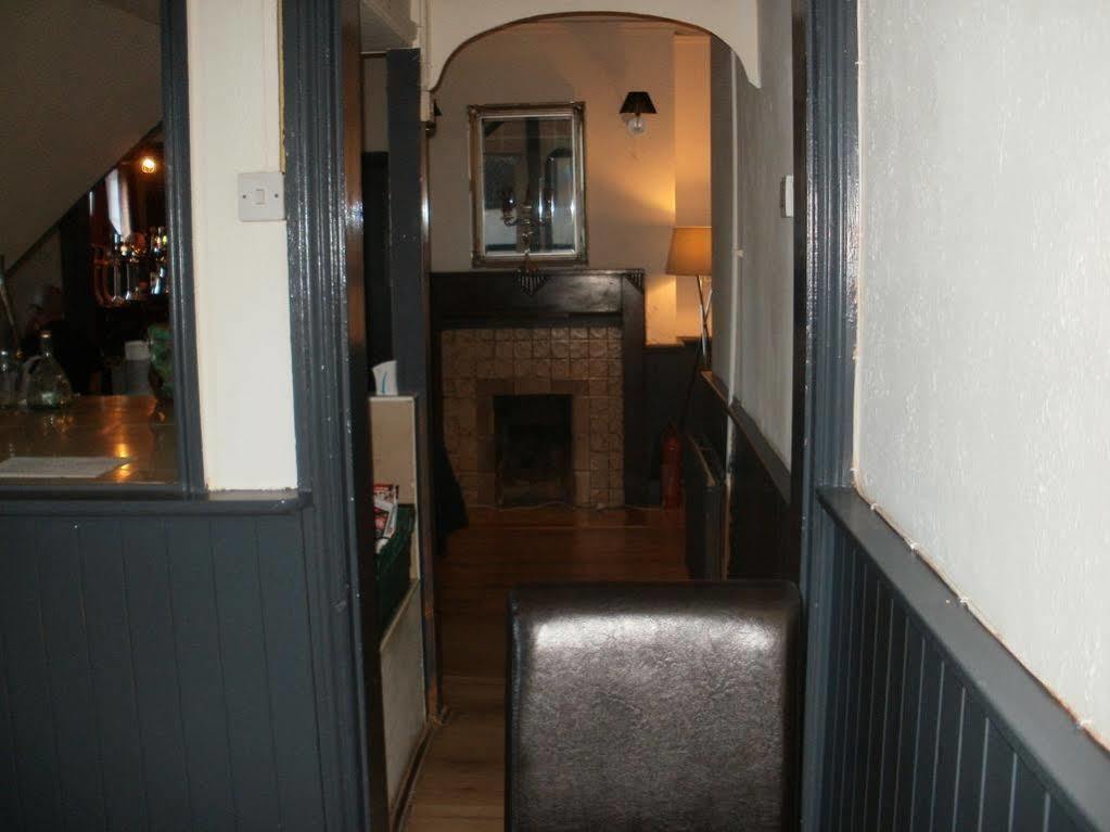 The Crown Inn เคนแชม ภายนอก รูปภาพ